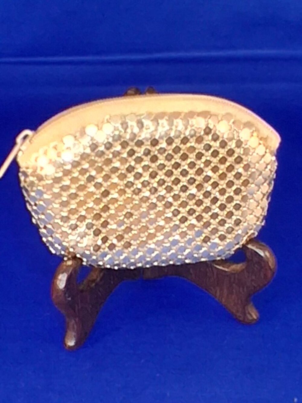 Vtg Gold Metal Mesh Coin Purse Zippered Change Pouch Mini Bag (1970s to 1980s) - Picture 3 of 9